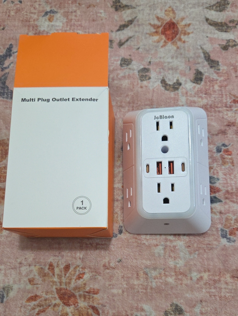 White Multi Plug Outlet Extender with USB Ports